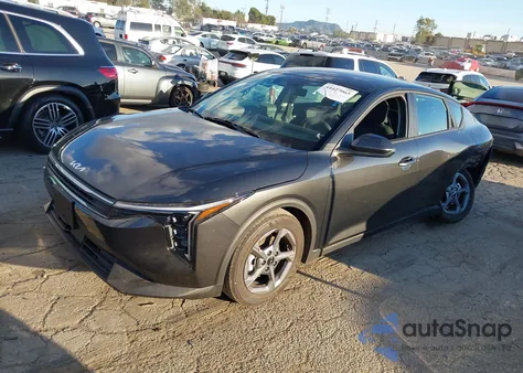 2025 Kia K4 Lxs z USA, uszkodzony, nr VIN 3KPFT4DE2SE236500